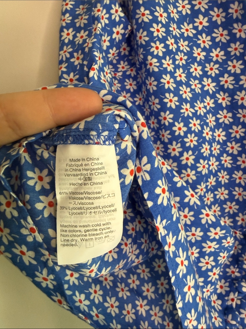 Madewell Blue Daisy-Print Sleeveless V-Neck Camisole - Picture 6 of 7